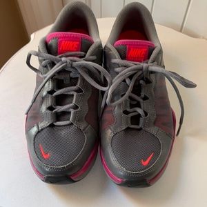 NWOT. Nike Training Sneakers